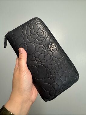 CHANEL Black Quilted Camellia Zip-Around Wallet with Silver CC